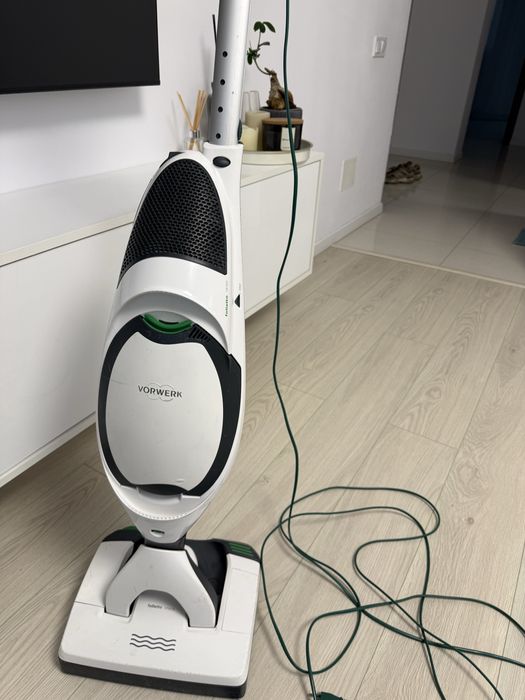 Vorwerk Folletto VK150+ EB420 + SP600S + toate accesoriile, stare foarte buna
