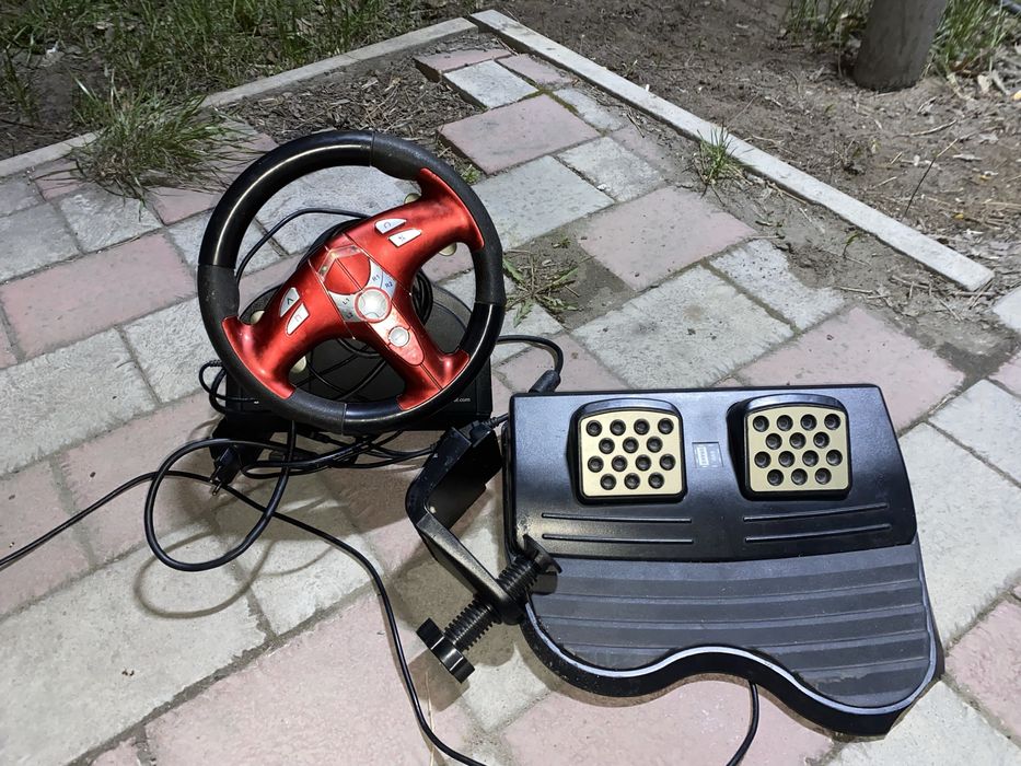 Продам игравой руль