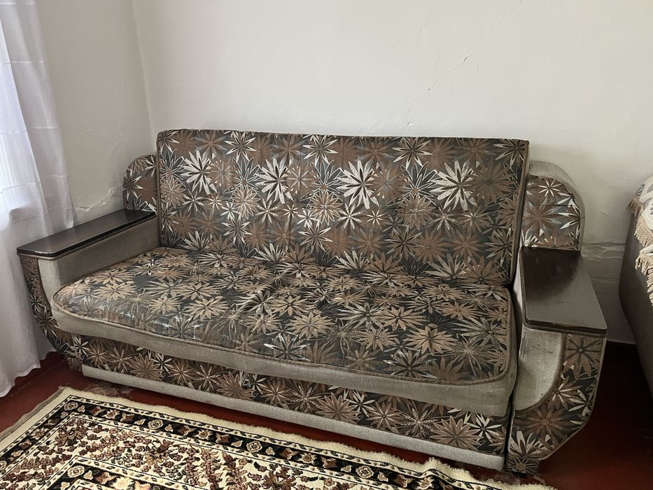 Продам диваны срочно