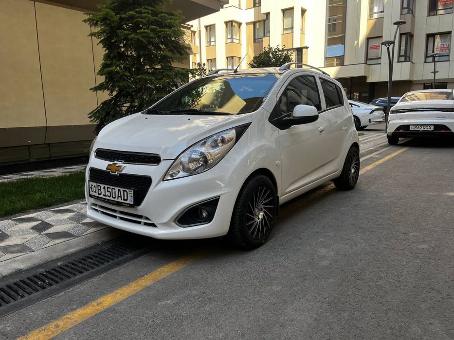 Chevrolet Spark Elegant plus full