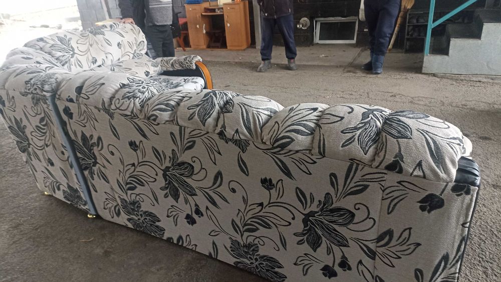 Продам угловой диван