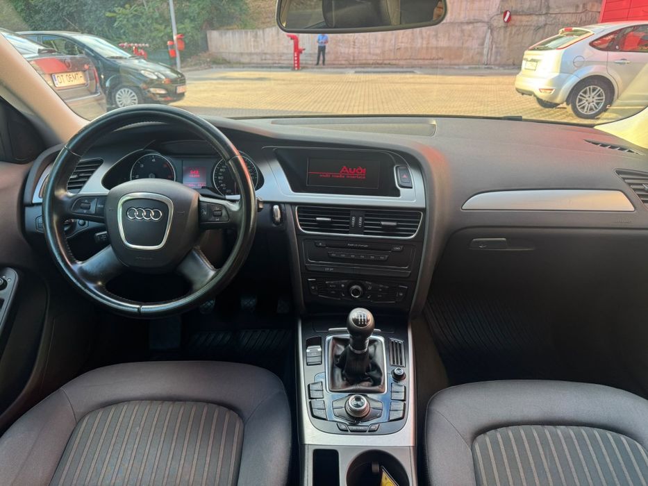 Audi A4 2.0 diesel An Fabricație 2010 euro 5