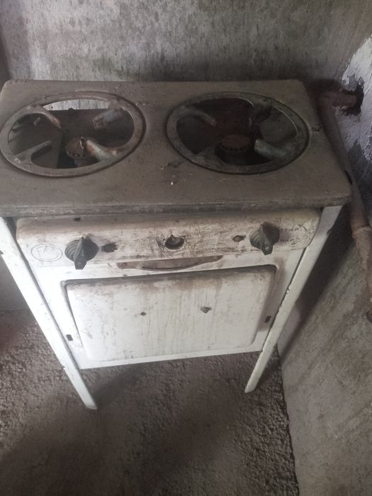Продаётся газ плита 2х комфорка