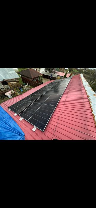 Montam panouri foto voltaice