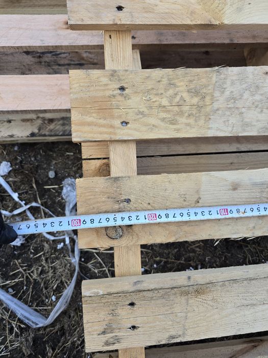 Paleti de diferite dimensiuni