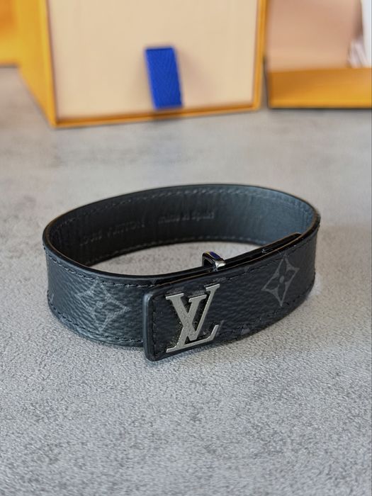 Louis Vuitton LV Slim Bracelet — Monogram Eclipse — с кутия и документи.