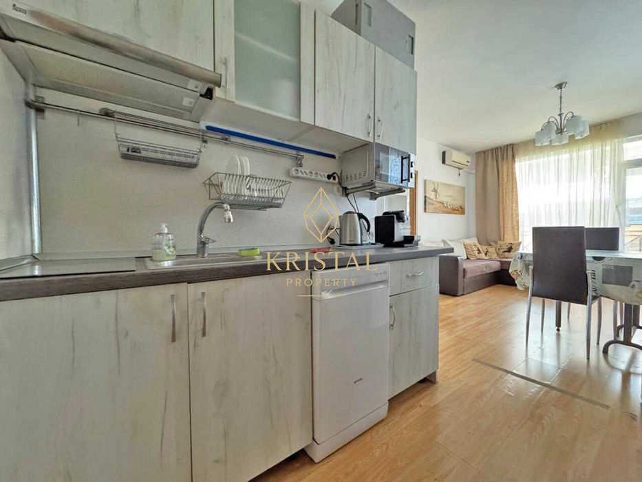 Продава се Тристаен апартамент в к.к. Слънчев бряг - 77 кв.м за 825 €/кв.м - Снимка #4