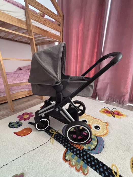 Carucior papusi Cybex