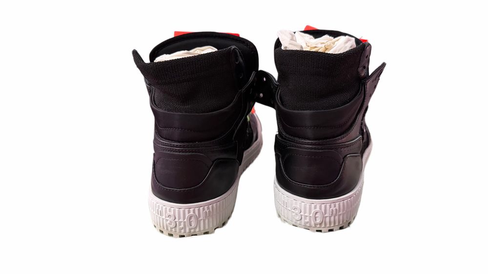 Off White Court 3.0