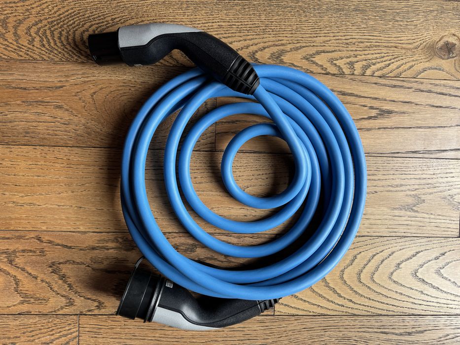 BMW кабел за електромобил Type 2  - 22 kW