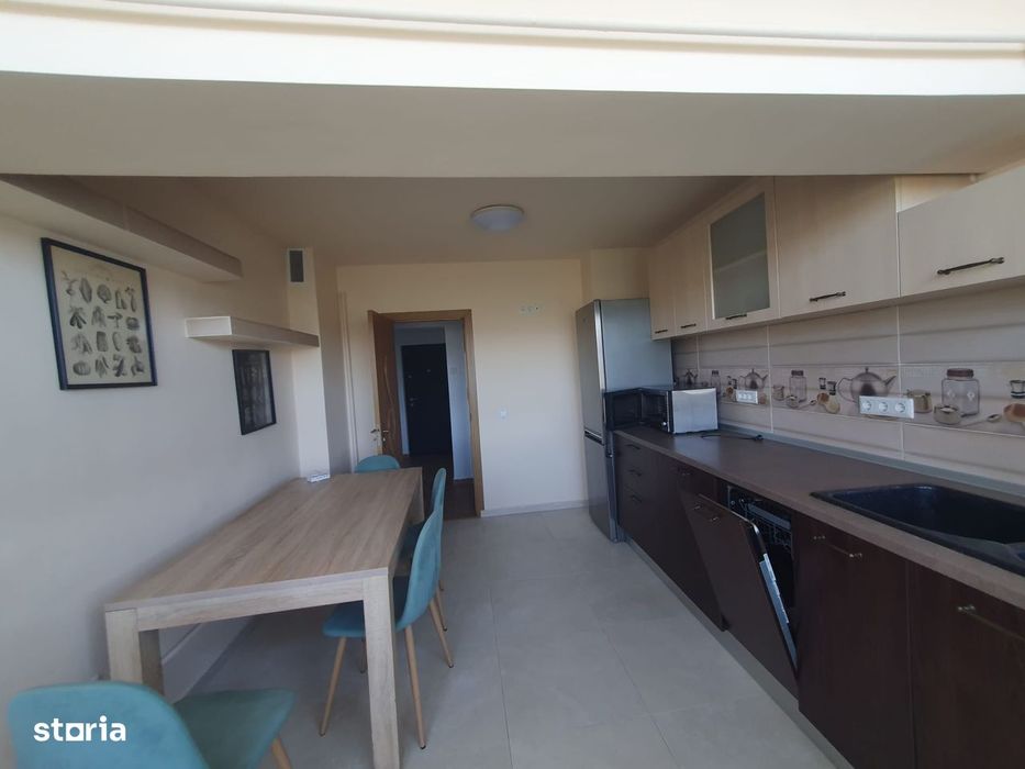 De închiriat apartament cu 3 camere – Zona Lipovei