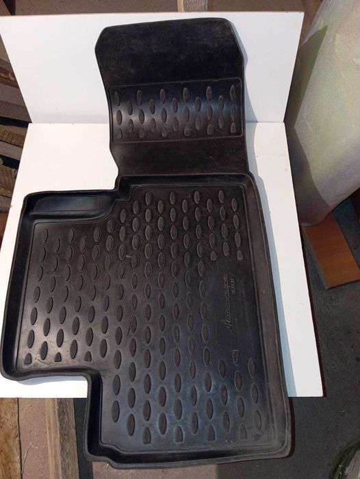 Полики салона, приора 2