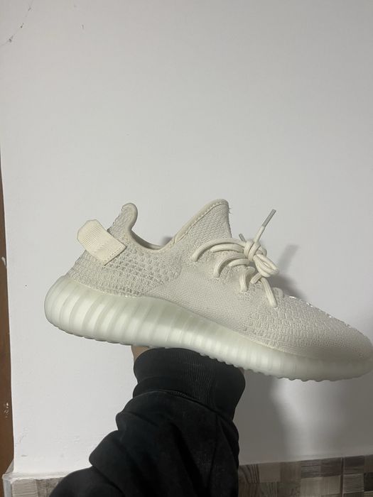 Yeezy white (marime 42;42 2/3)