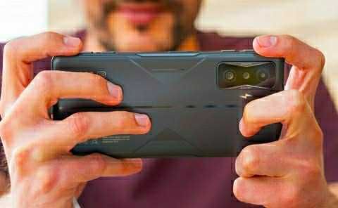 Игровой Poco F4 GT 5g (12+8/256 Gb) Xiaomi Пока Ф4 ДжиТи