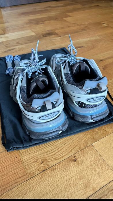 Balenciaga track