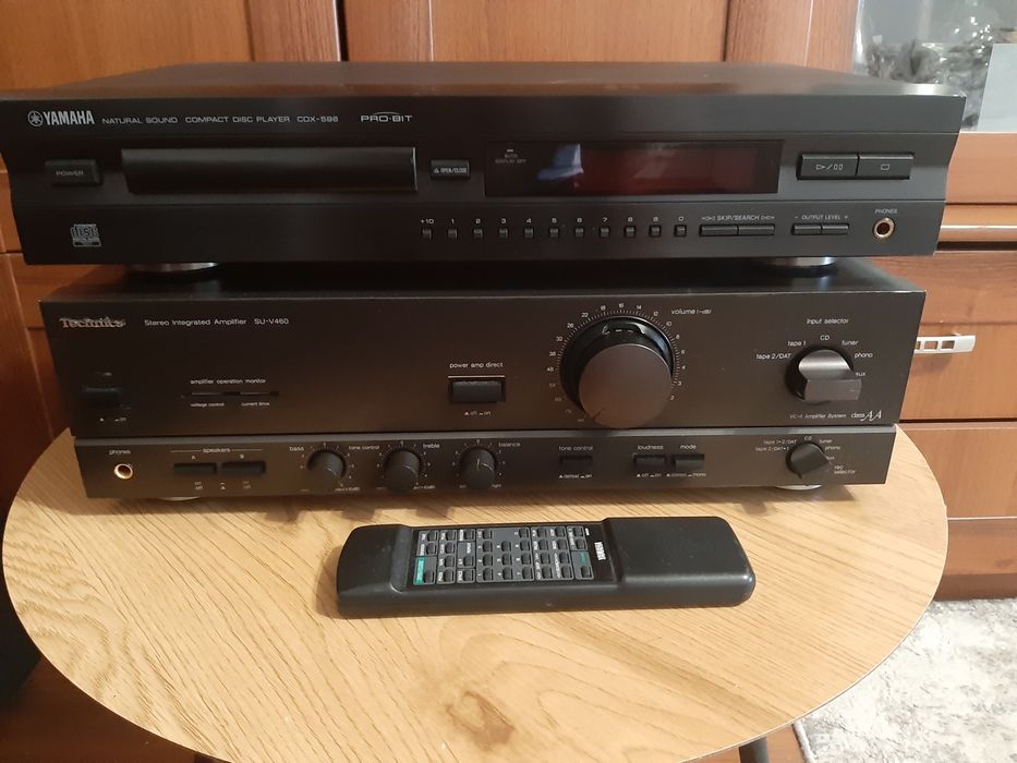 Vand technics su v 460 , plus boxe grundig  monilith 8500
