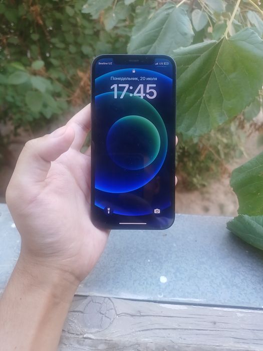 Iphone 12 64gb продаётся