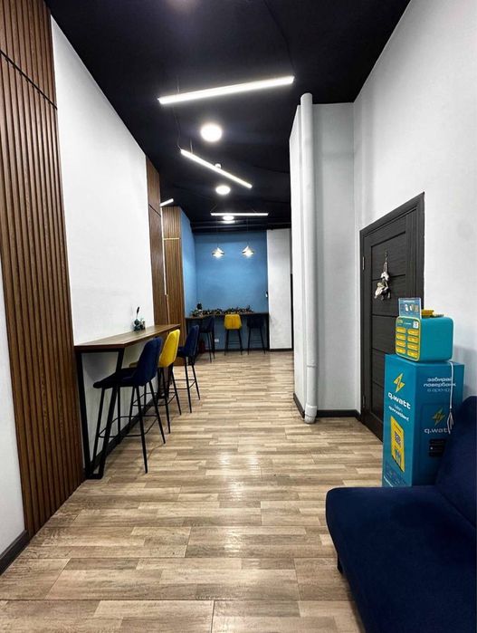 Сдается помещение ,Голубые купола цум,1 линия,300кв