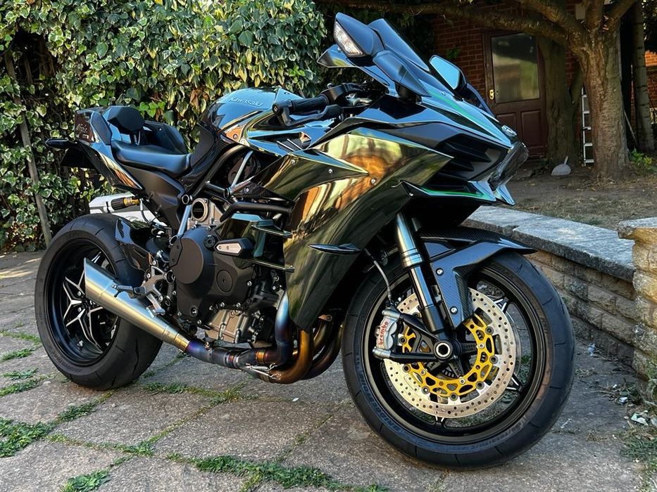 Kawasaki Ninja H2  (262 hp)