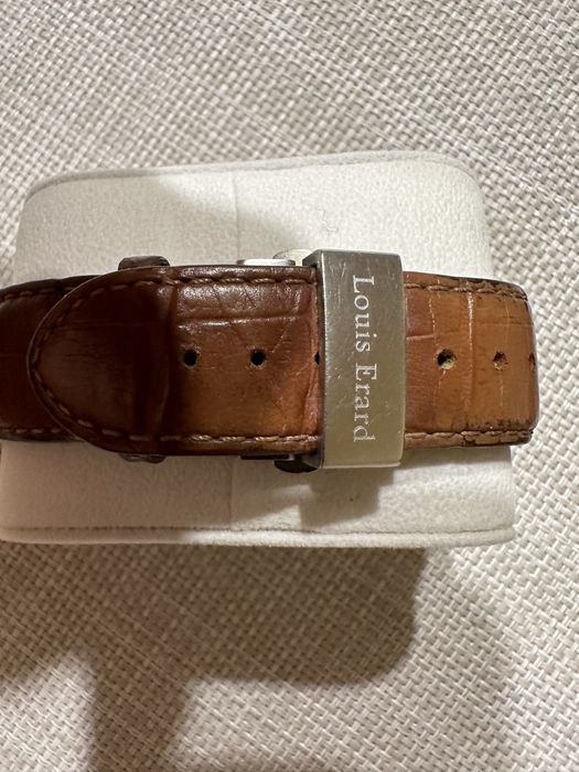 Часовник-автоматичен ,,Louis Erard’’