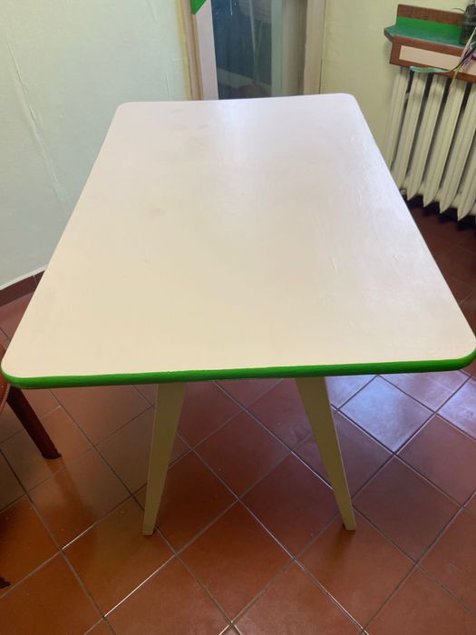 Маса и столове за кухня