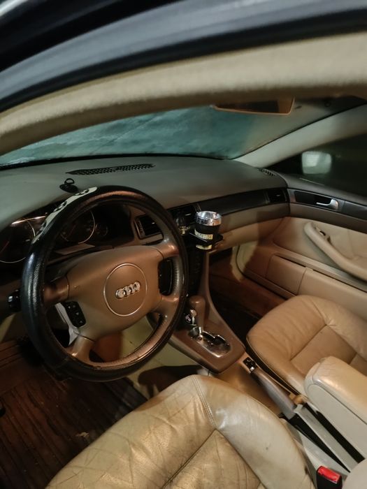 Vand Audi A6 2002