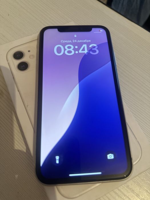 Продам iPhone 11 64gb