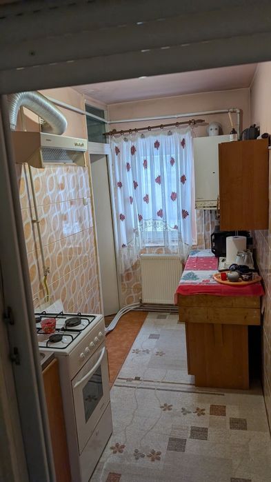 Proprieter inchiriez apartament cu o camera in Campia Turzii