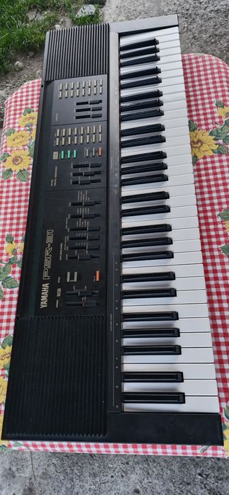 Orga Yamaha PSR 31
