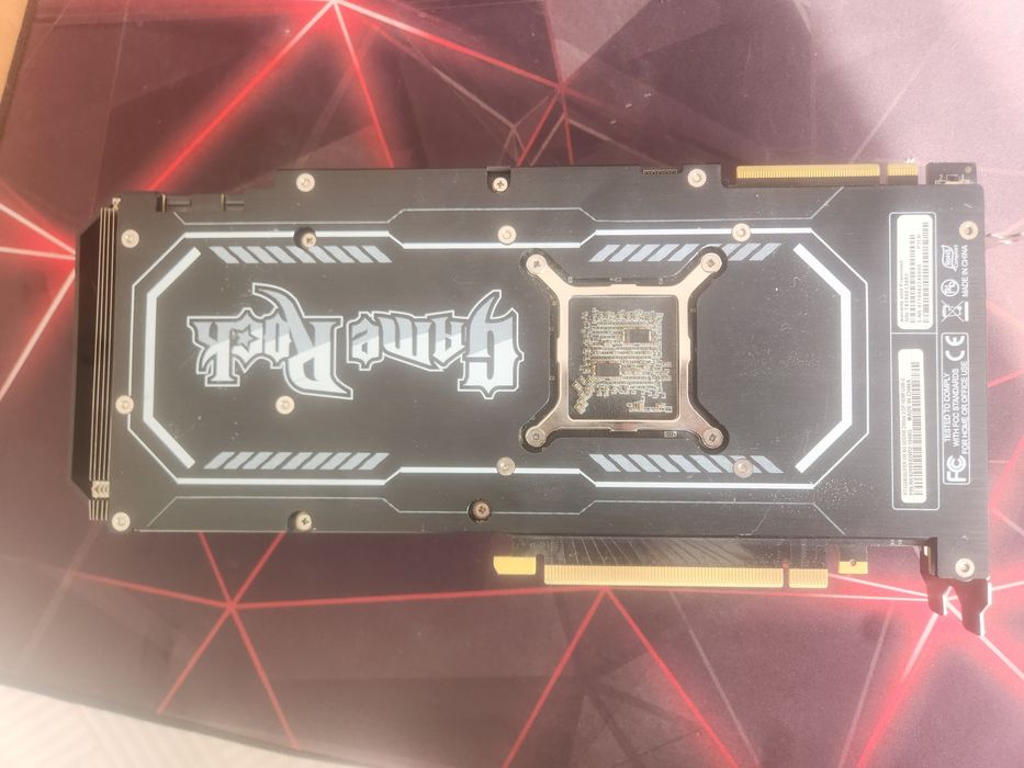 Продам видеокарту Gtx 2080super