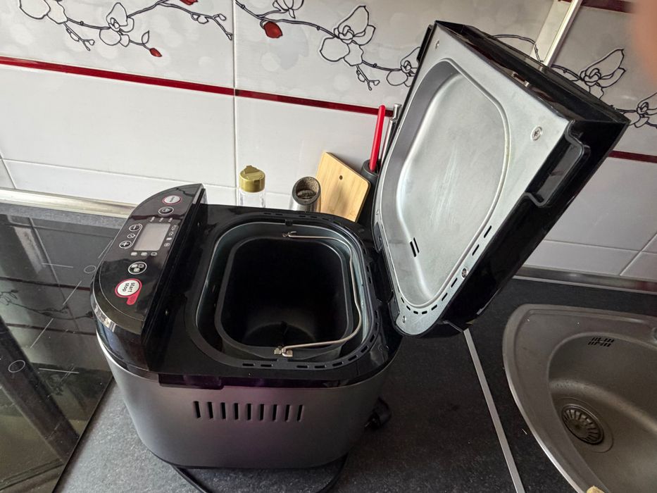 Masină de paine Tefal Pain & Delice PF240E38, ca noua, în garanție