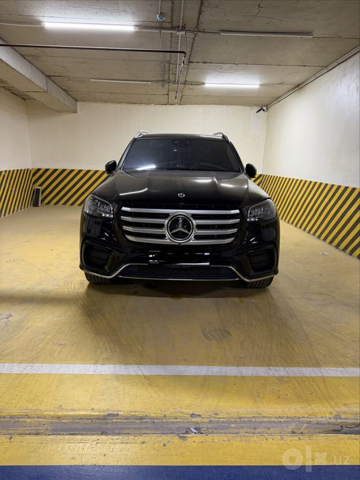 Mersedes benz GLS 450