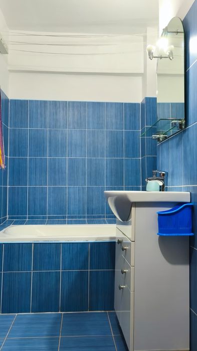 Apartament 3 camere de închiriat în Inel 2