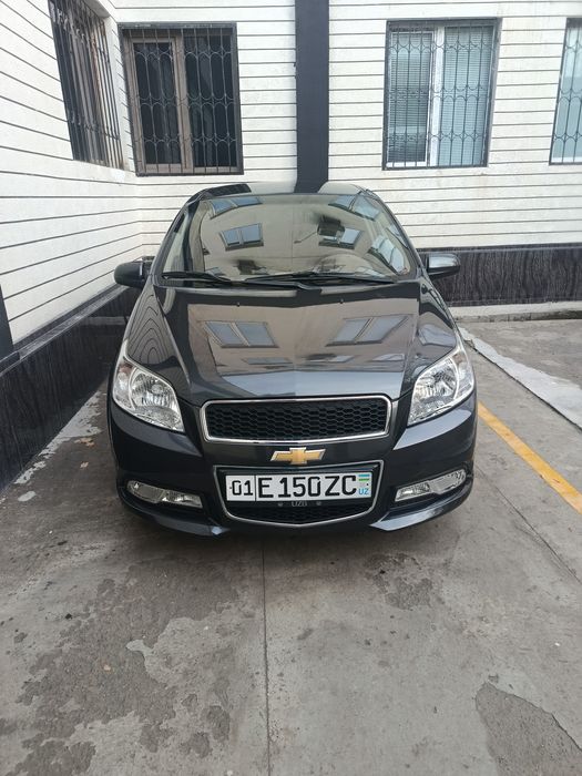 Нексия 3 сотилади