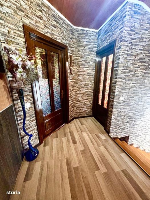 Vanzare - Casa P+M, teren de 758 mp