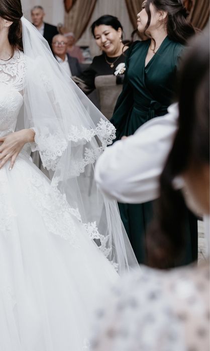 Свадебное платье