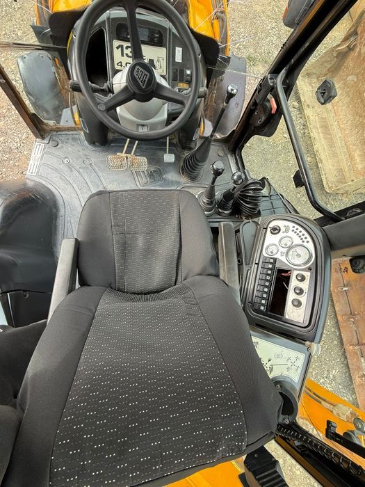 Buldoexcavator JCB 3CX  An 2007