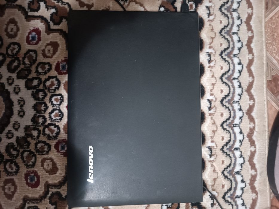 Ноутбук  LENOVO 80GO