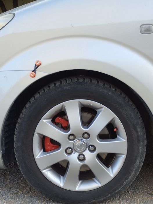 Полиране на фарове и боя , Боядисване на спирачни апарати елементи и к