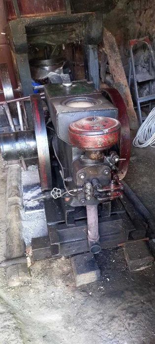 Motor de taiat lemne