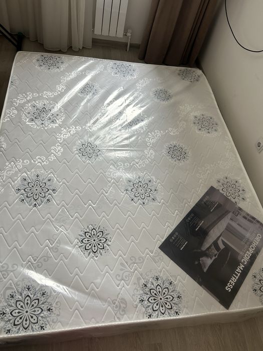 Продаю полуортопедический матрас