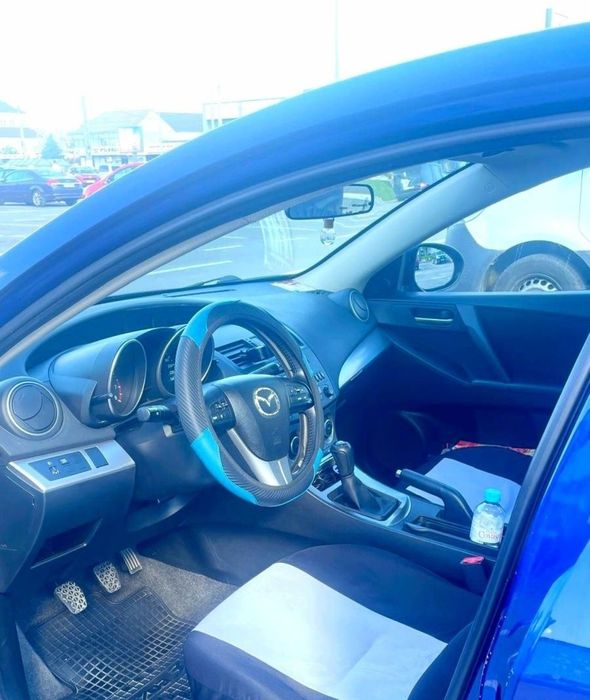 Mazda 3 (2011) – Mașină personală, stare foarte bună, acte la zi