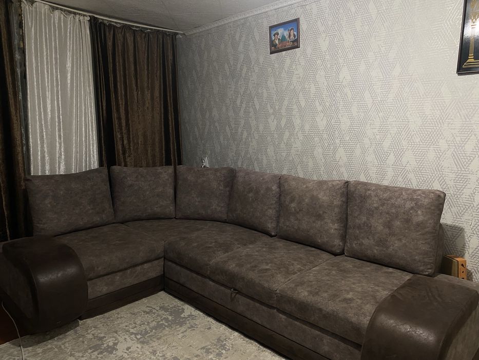 Угловой раскладной диван