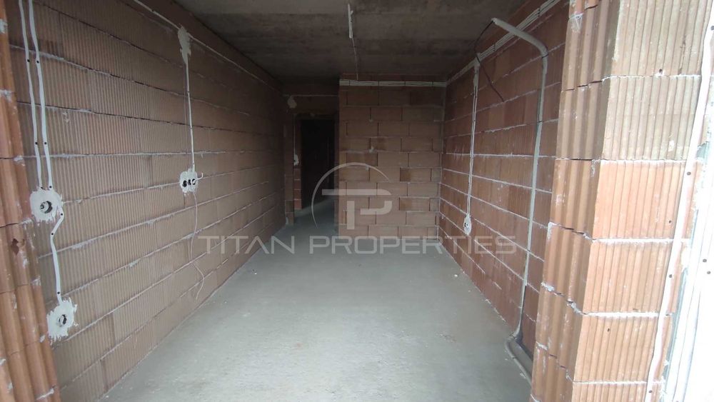 Продава се Двустаен апартамент в Пловдив, Тракия - 63 кв.м за 1250 €/кв.м - Снимка #2