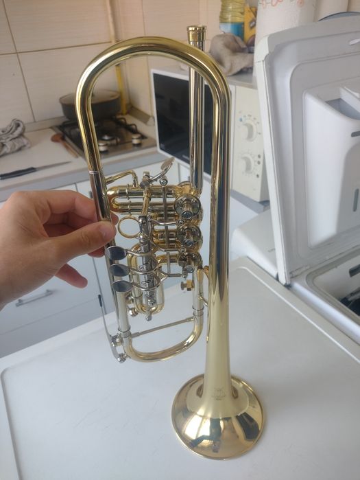 Trompeta de vânzare