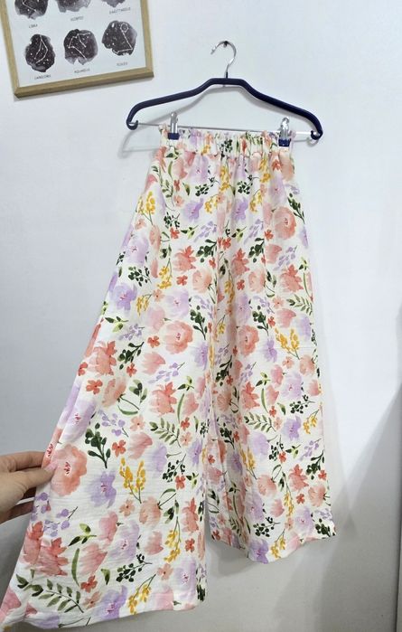 Pantaloni Palazzo floral din muselină, handmade