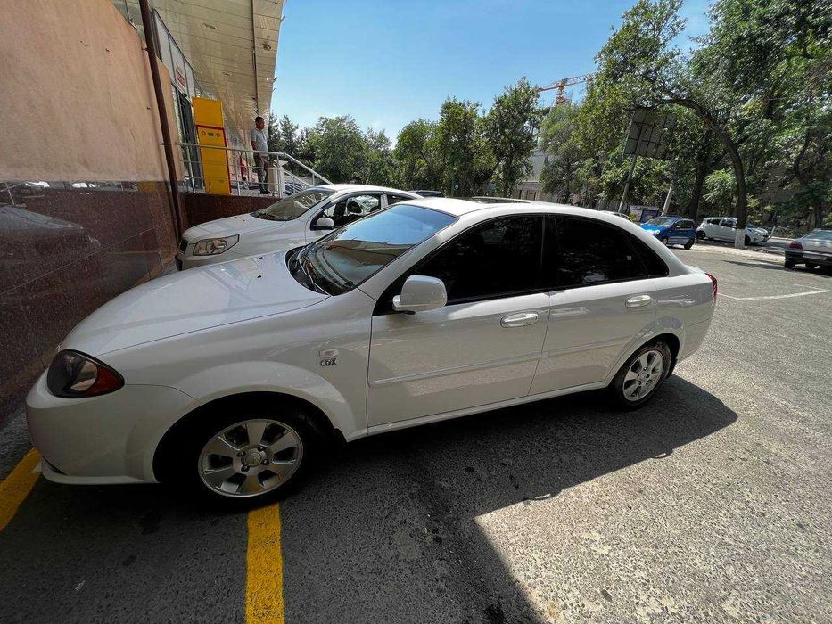 Gentra 3-pozitsiya 2022 yil idela xolatda