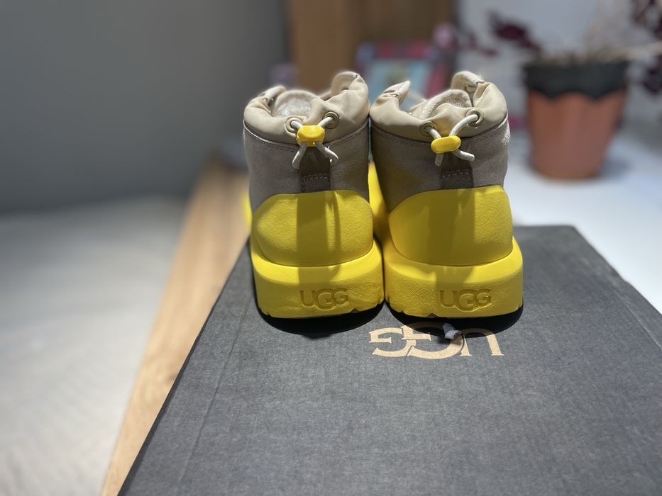 Продам зимнюю обувь UGG оригинал