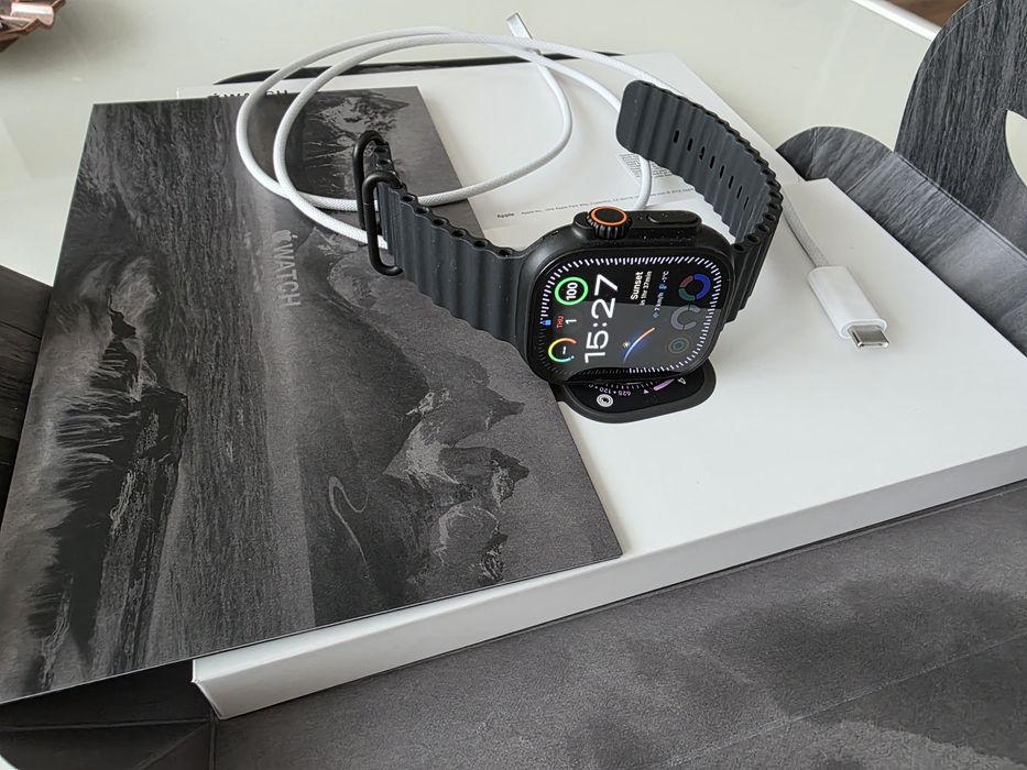 Apple Watch Ultra 3 Black Ocean Band