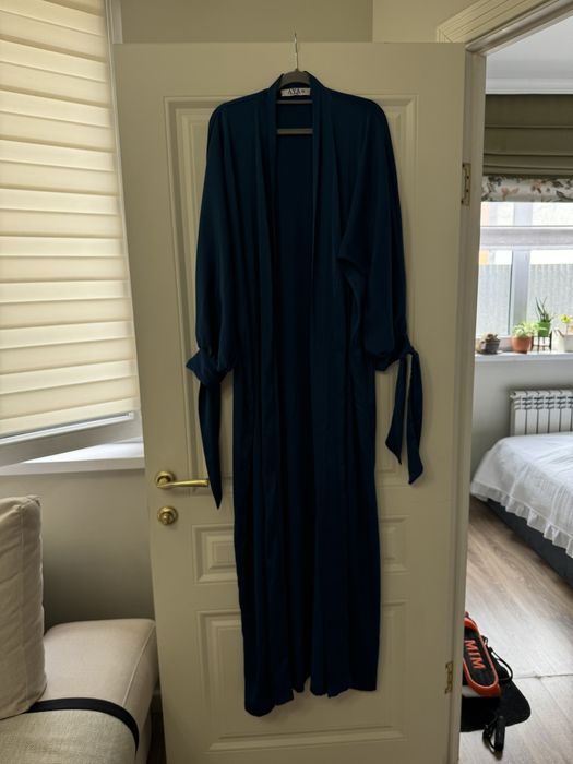 Продаю Абайи шелковые накидки